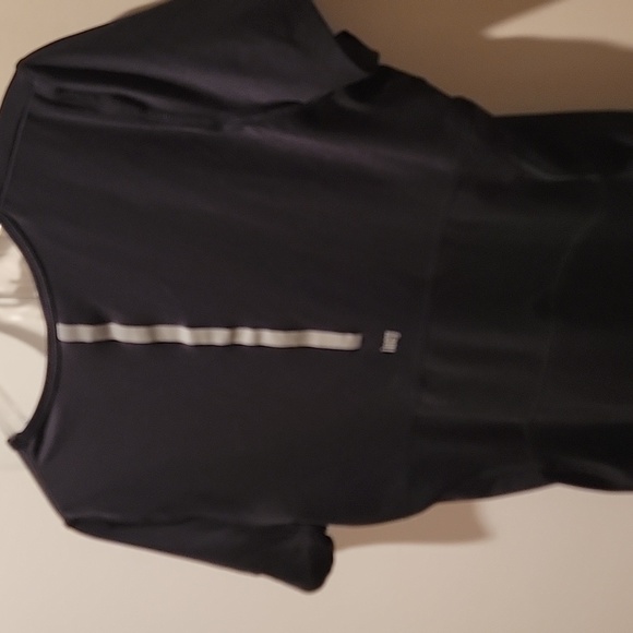 Lucy black t shirt - Picture 3 of 4